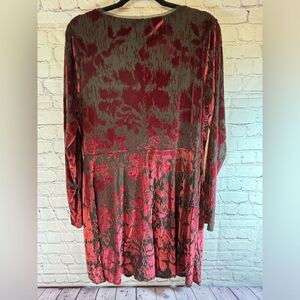 Simply Vera Vera Wang Red and Green Long Sleeve Dress